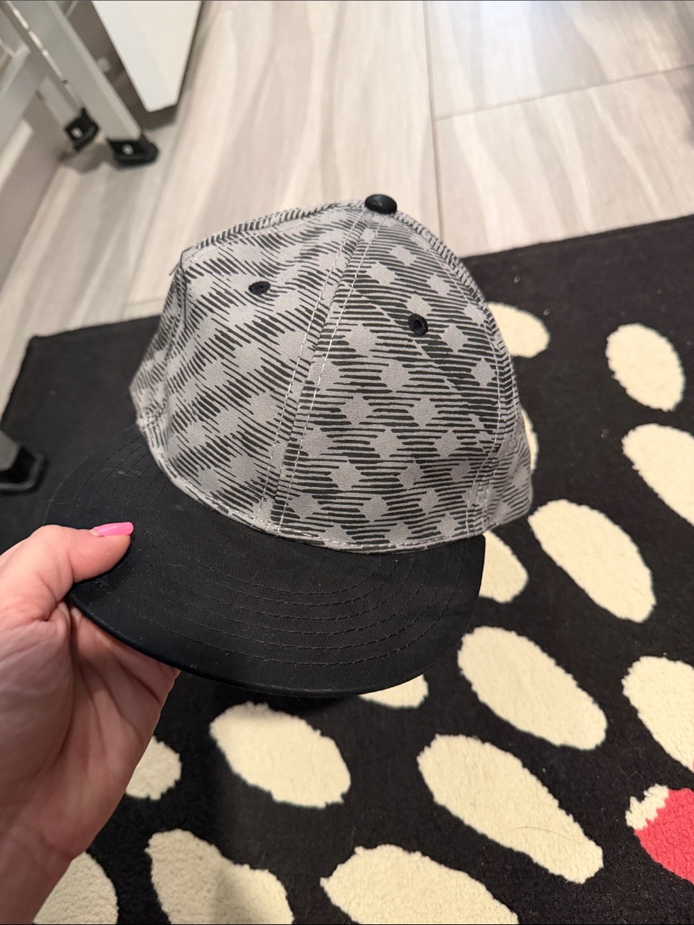 Youth Shaun White Black & Gray Patterned Snapback Cap